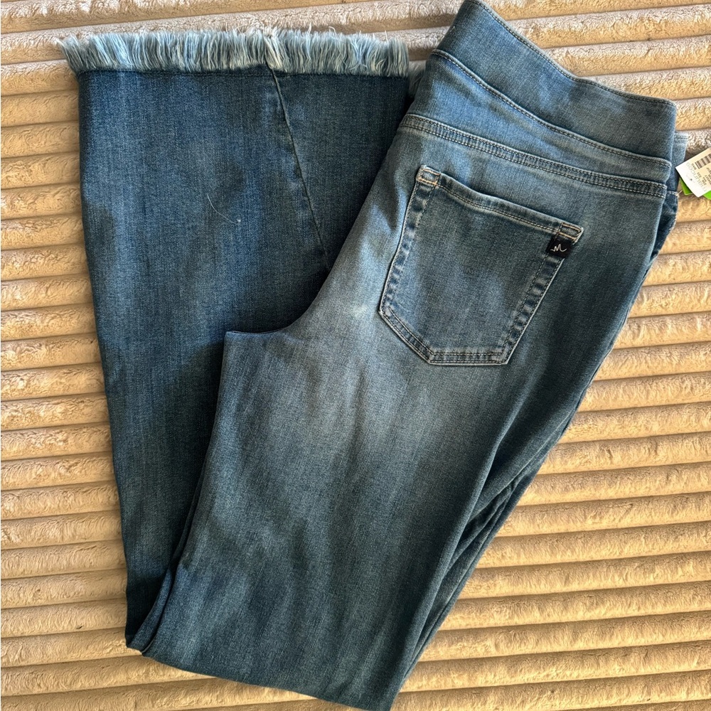 Maurices M Jeans Frayed Hem Blue Jeans large